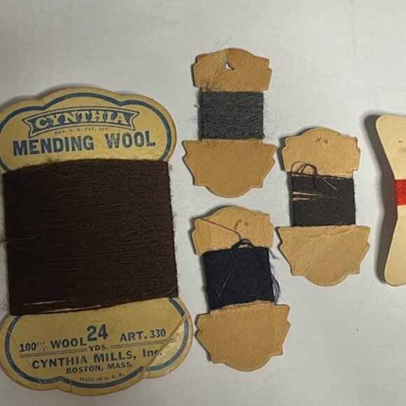 VTG Collection of Paper Spools of Mending Wools Yarns Brown Red Black Gray Lot 4 - Picture 8 of 14
